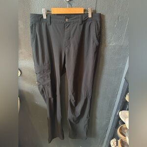 Women’s REI Co-op Black Standard Fit Hiking Pants Size 8